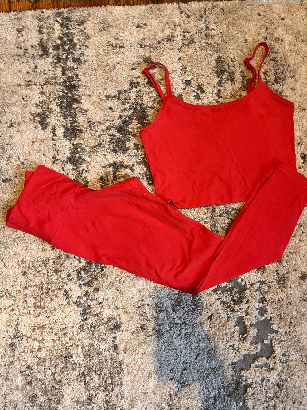 ARITZIA BUTTER-cherry red-Leggings Set